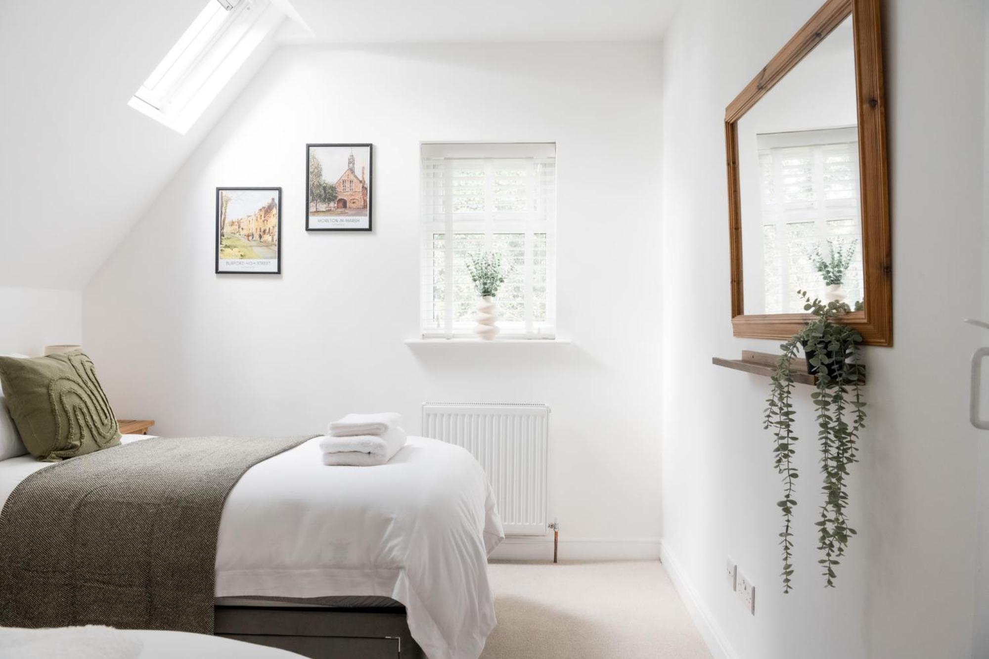 Eagle Cottage - Charming Cotswolds Getaway, Dog Friendly Wyck Rissington Exteriör bild