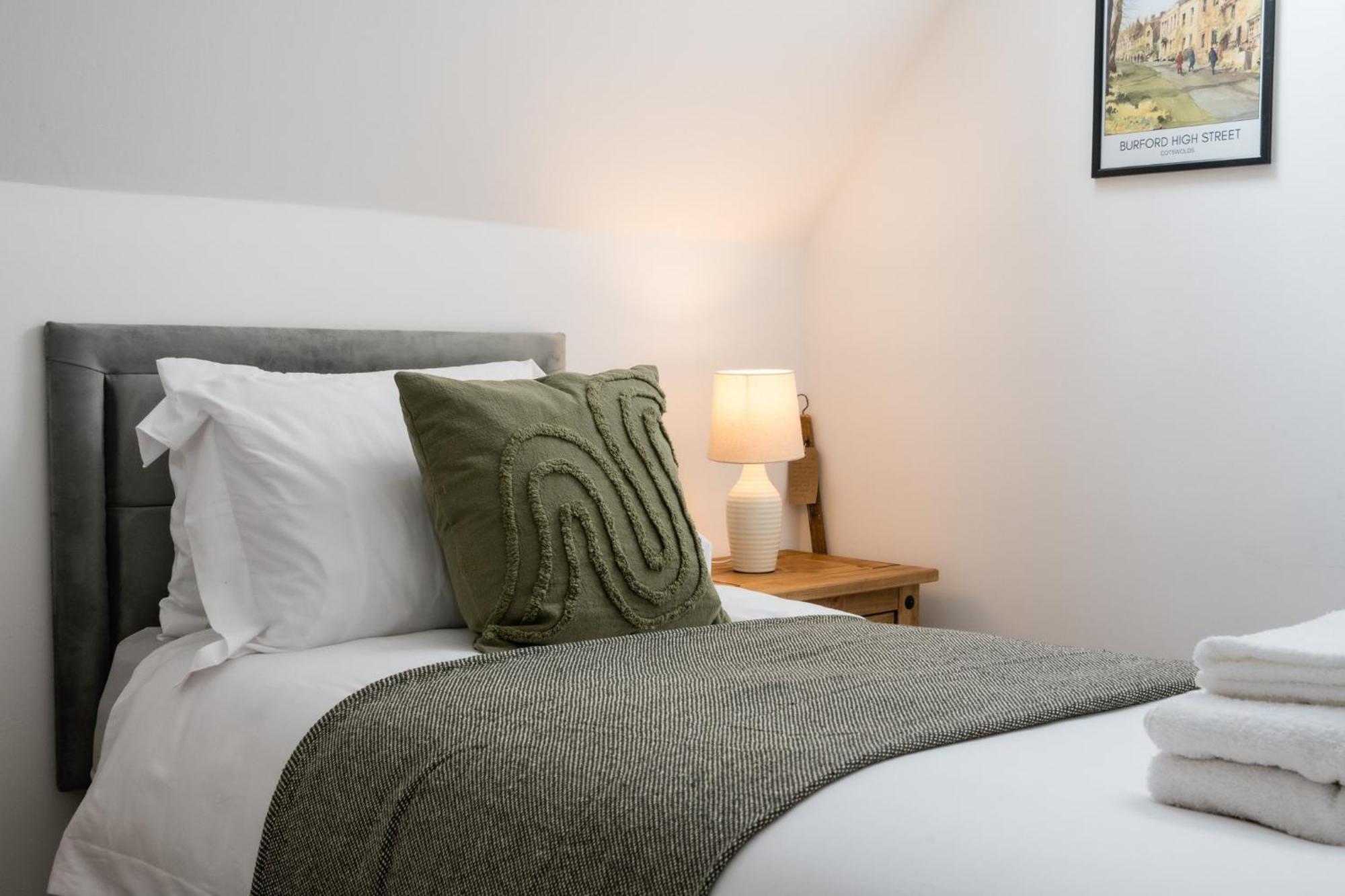 Eagle Cottage - Charming Cotswolds Getaway, Dog Friendly Wyck Rissington Exteriör bild