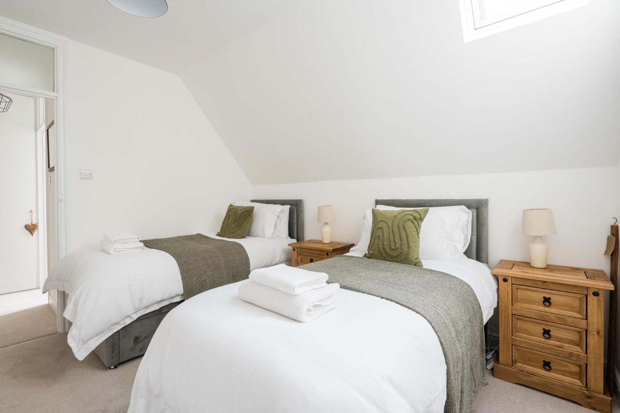 Eagle Cottage - Charming Cotswolds Getaway, Dog Friendly Wyck Rissington Exteriör bild